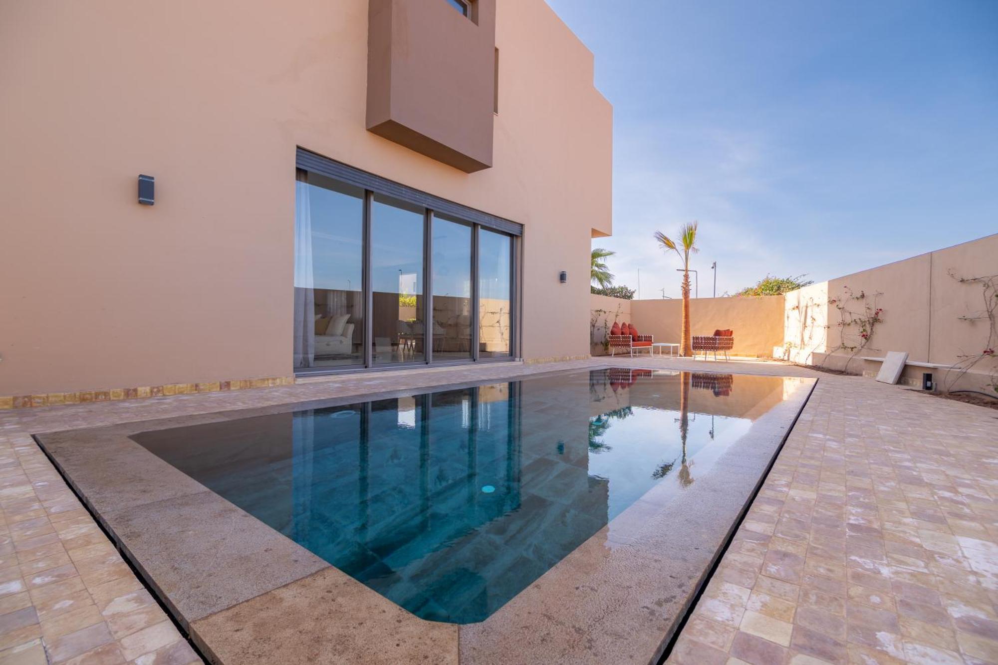 Saadia Villa *