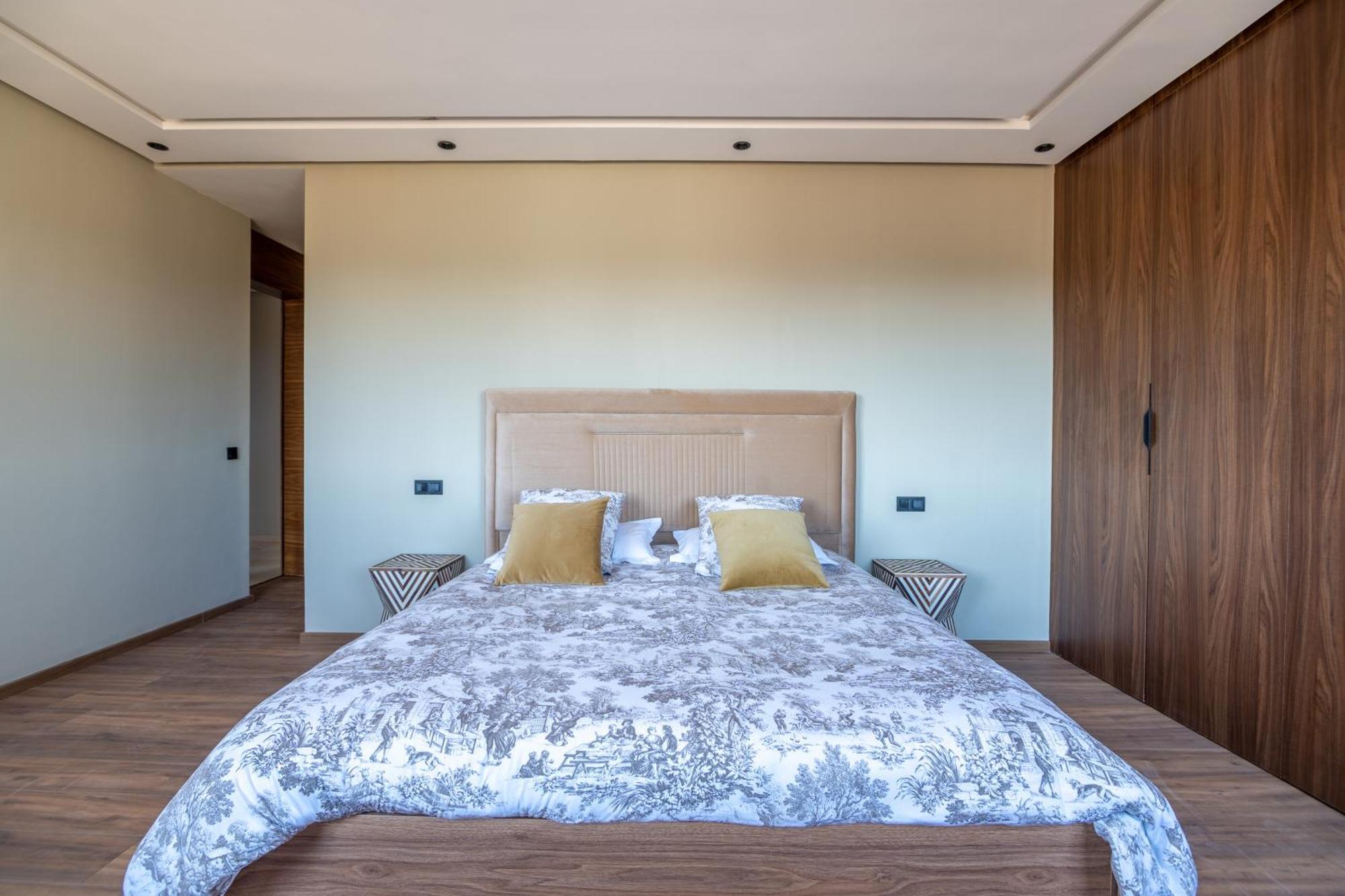 Saadia Villa